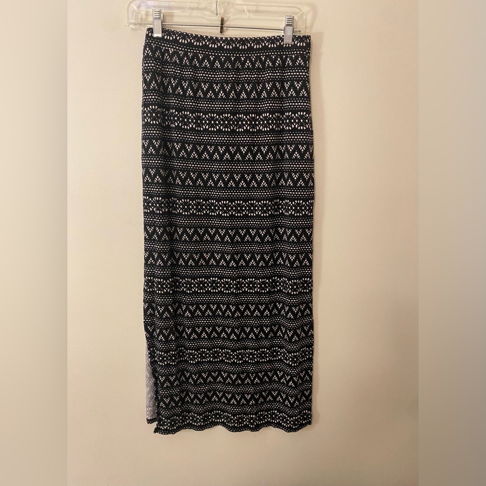 Ambar Women’s Black/White Maxi Skirt Sz Med
